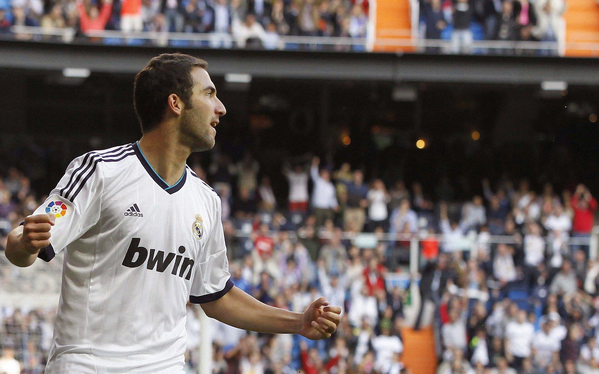 萨马基-沃克炮轰东契奇，不防守却批评NBA太软，这是对联盟的不尊重